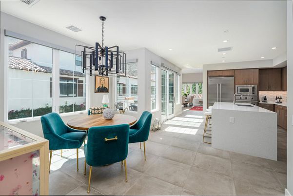 Dining room, Interior, Kitchen, Pendant Lights, Recessed Lighting, Stainless Steel Appliances