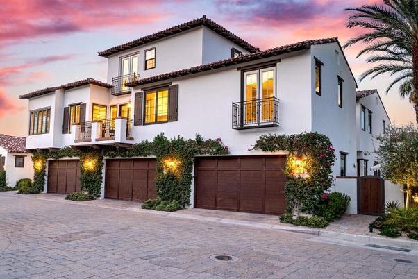 Attached, Exterior, Facade, Spanish Mediterranean