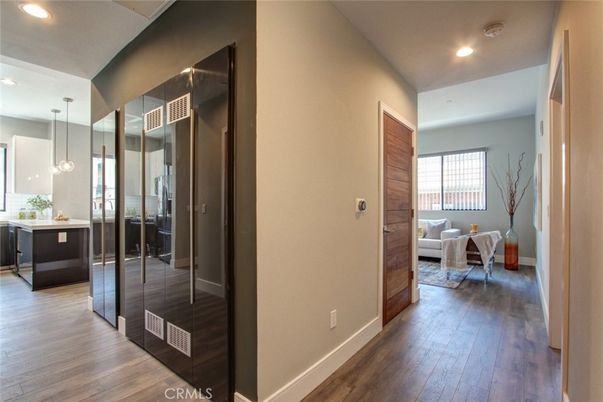 Interior, Pendant Lights, Recessed Lighting, Wood Texture Flooring