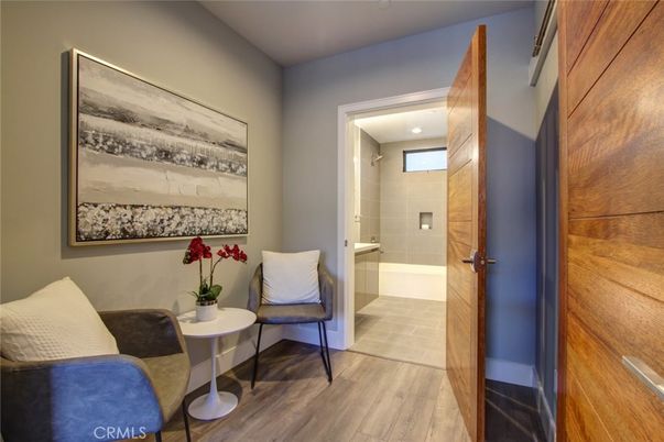 Bathroom, Interior, Recessed Lighting, Wood Texture Flooring