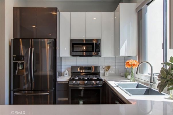 Interior, Kitchen, Stainless Steel Appliances