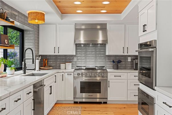 Interior, Kitchen, Recessed Lighting, Stainless Steel Appliances, Wooden Ceilings, Wood Texture Flooring