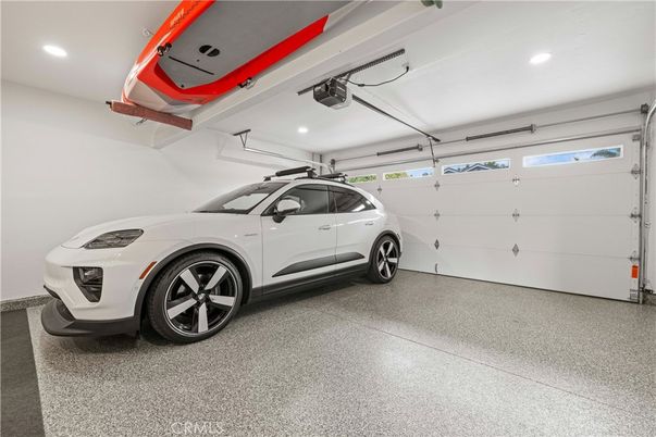 Garage, Interior, Recessed Lighting