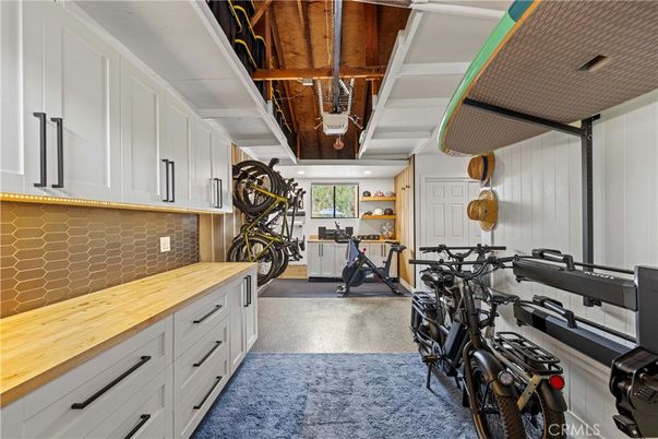 Fitness Equipment, Interior, Recessed Lighting, Wooden Beams