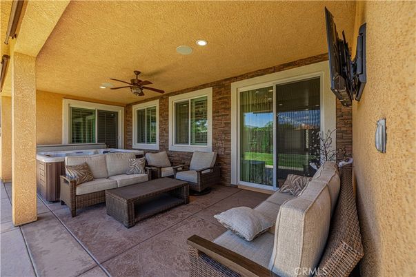 Exterior, Hot Tub