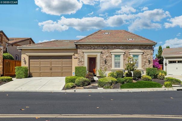 Attached, Exterior, Facade, Brick Facade, Brick Traditional