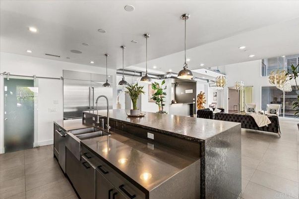 Interior, Kitchen, Living room, Pendant Lights, Recessed Lighting, Stainless Steel Appliances
