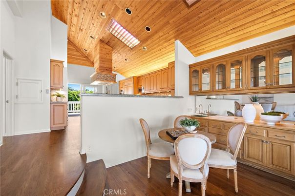 Dining room, Interior, Kitchen, Recessed Lighting, Wooden Ceilings, Wood Texture Flooring