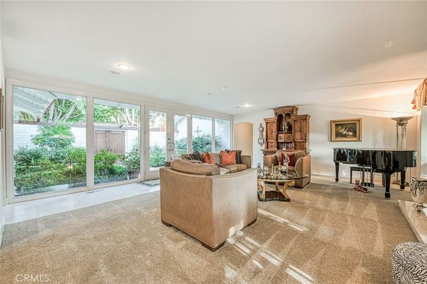 Interior, Living room, Piano, Recessed Lighting
