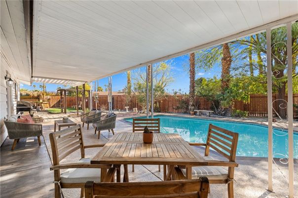 Exterior, Pool, Sun Room