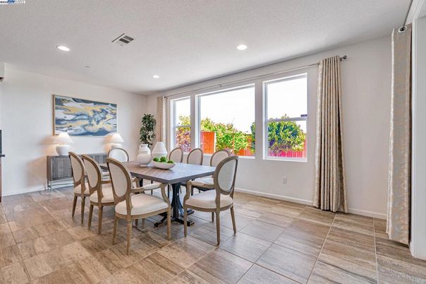 Dining room, Interior, Recessed Lighting