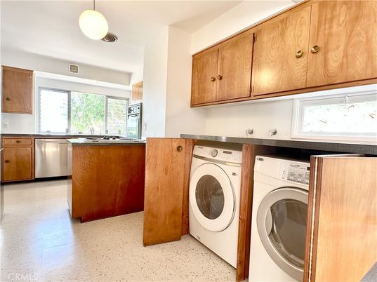 Interior, Kitchen, Pendant Lights, Washer