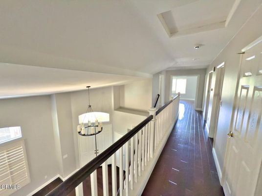Interior, Pendant Lights, Recessed Lighting, Wood Texture Flooring