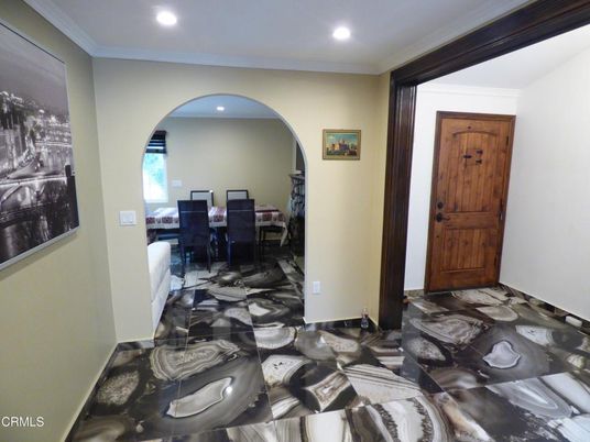 Dining room, Interior, Recessed Lighting