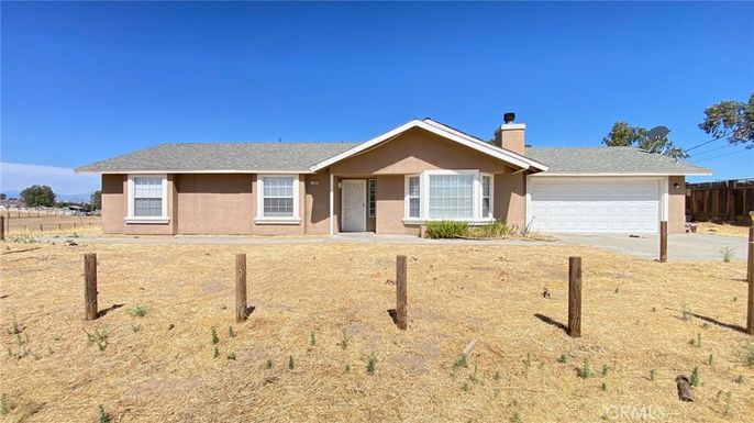 Attached, Backyard, Exterior, Facade, Ranch