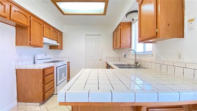 Interior, Kitchen, Tile Countertops