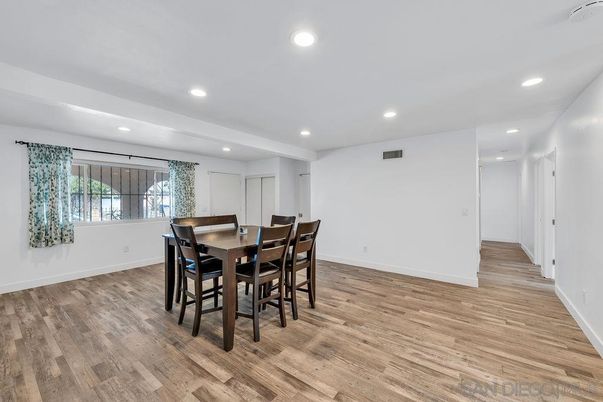Dining room, Interior, Recessed Lighting, Wood Texture Flooring