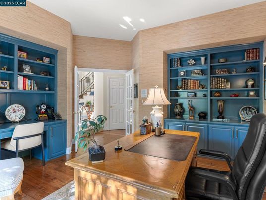 Home Office, Interior, Recessed Lighting, Wood Texture Flooring