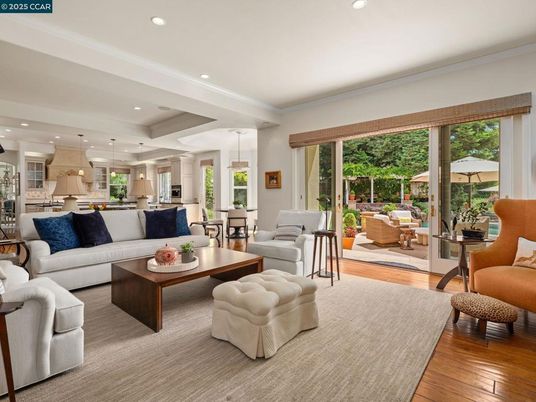 Dining room, Interior, Kitchen, Living room, Pendant Lights, Recessed Lighting, Stainless Steel Appliances, Wood Texture Flooring