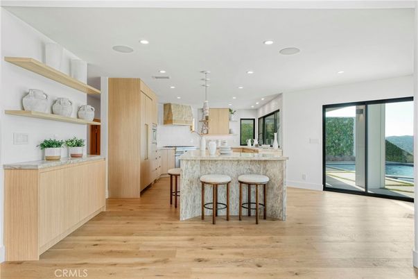 Interior, Kitchen, Pendant Lights, Recessed Lighting, Water, Wood Texture Flooring