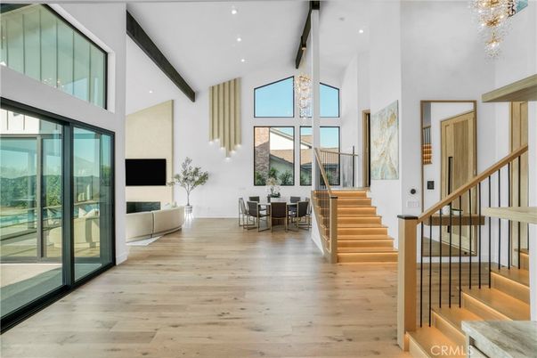 Chandelier, Dining room, Interior, Recessed Lighting, Wooden Beams, Wood Texture Flooring