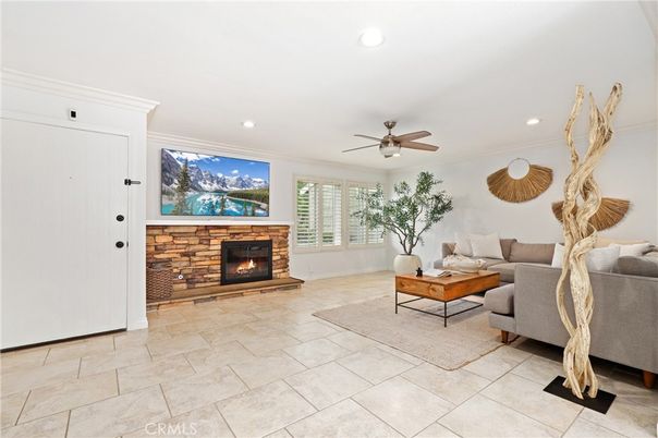 Fireplace, Interior, Living room, Recessed Lighting