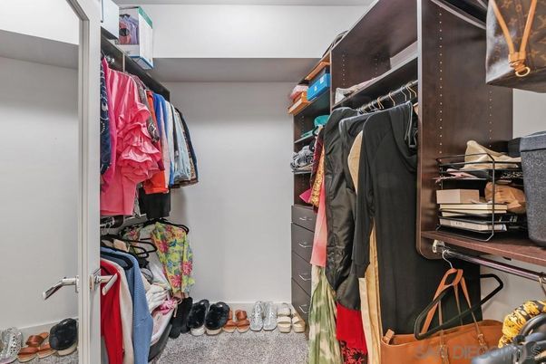 Interior, Walk-in Closets