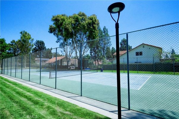 Exterior, Tennis Courts