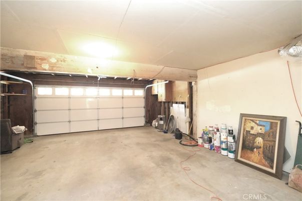 Garage, Interior