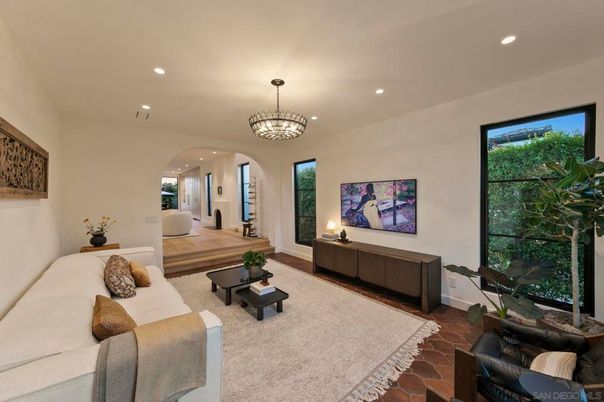 Chandelier, Interior, Living room, Recessed Lighting