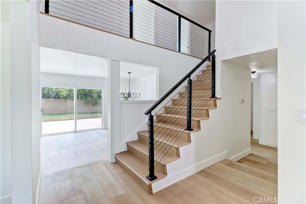 Interior, Pendant Lights, Wood Texture Flooring