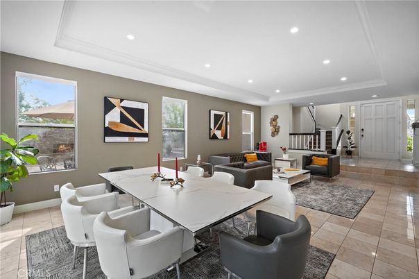 Dining room, Interior, Living room, Recessed Lighting
