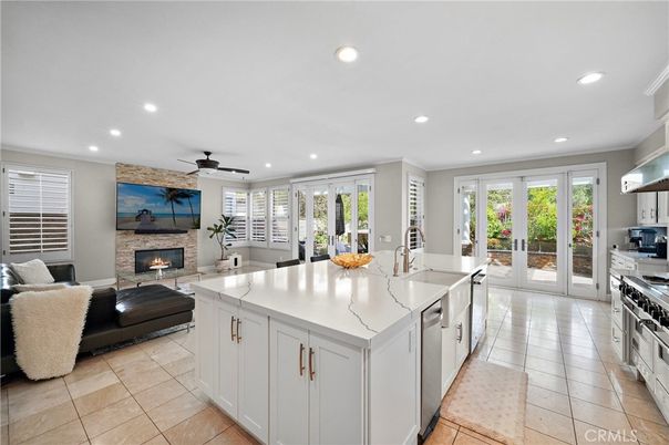 Fireplace, Interior, Kitchen, Living room, Recessed Lighting, Stainless Steel Appliances