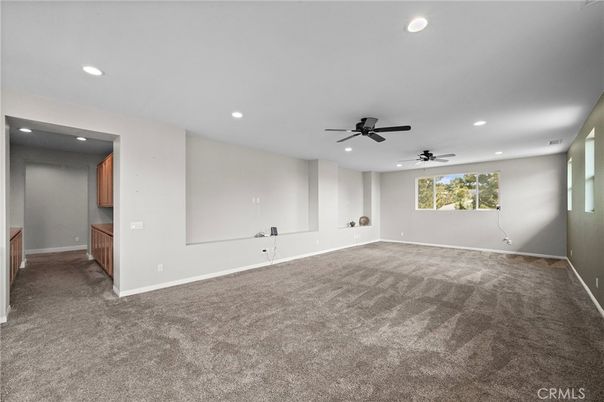 Empty room, Interior, Recessed Lighting