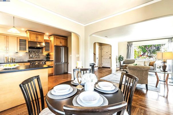 Dining room, Interior, Kitchen, Living room, Pendant Lights, Stainless Steel Appliances, Wood Texture Flooring