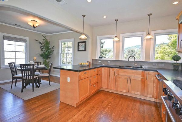 Dining room, Interior, Kitchen, Pendant Lights, Recessed Lighting, Wood Texture Flooring