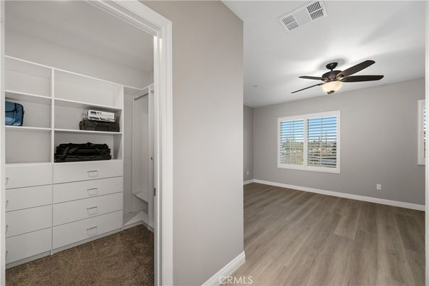 Empty room, Interior, Walk-in Closets, Wood Texture Flooring