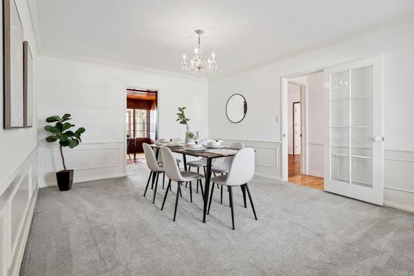 Chandelier, Dining room, Interior