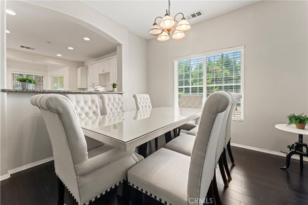 Chandelier, Dining room, Interior, Kitchen, Recessed Lighting, Wood Texture Flooring