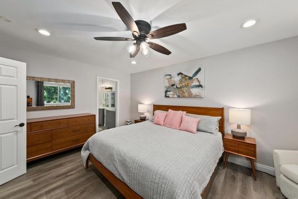 Bedroom, Interior, Recessed Lighting, Wood Texture Flooring