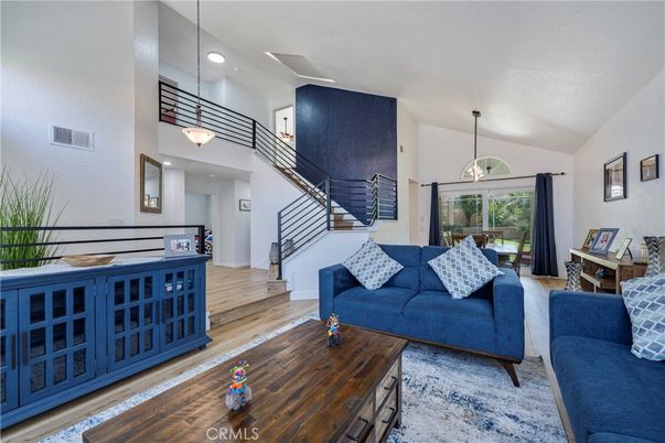 Interior, Living room, Pendant Lights, Recessed Lighting, Wood Texture Flooring