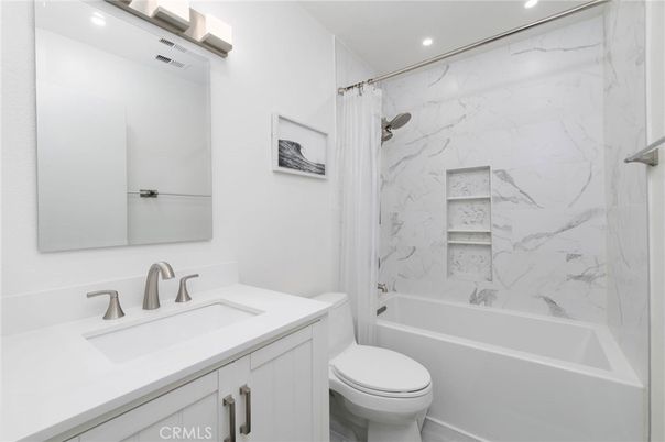 Bathroom, Interior, Marble Walls, Recessed Lighting
