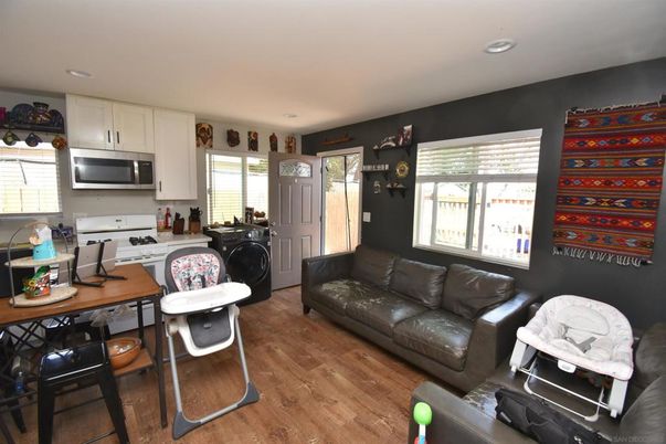 Home Office, Interior, Recessed Lighting, Washer, Wood Texture Flooring