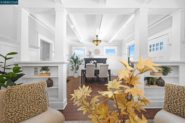 Dining room, Interior, Wood Texture Flooring