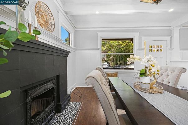 Dining room, Fireplace, Interior, Recessed Lighting, Wood Texture Flooring