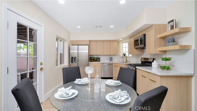 Dining room, Interior, Kitchen, Recessed Lighting, Stainless Steel Appliances, Wood Texture Flooring