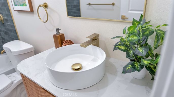 Bathroom, Free Standing Baths, Interior