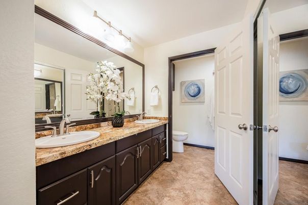 Bathroom, Dual Sink Vanities, Interior