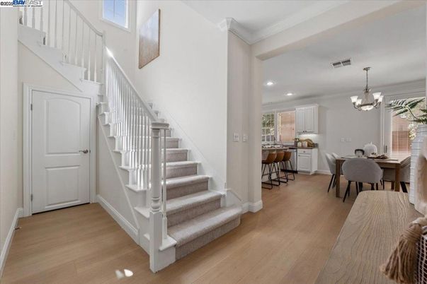 Chandelier, Dining room, Interior, Recessed Lighting, Wood Texture Flooring