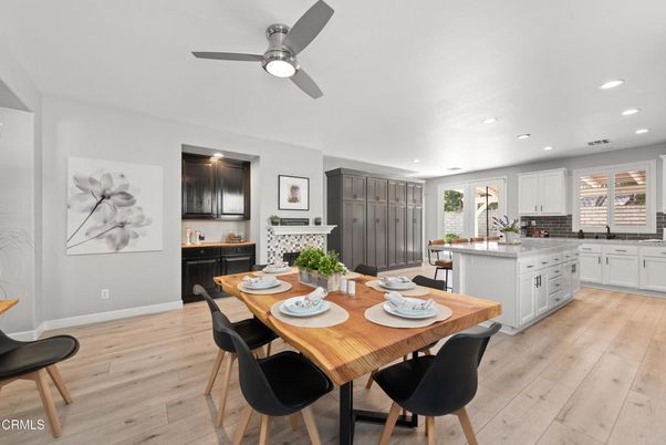 Dining room, Interior, Kitchen, Recessed Lighting, Wood Texture Flooring